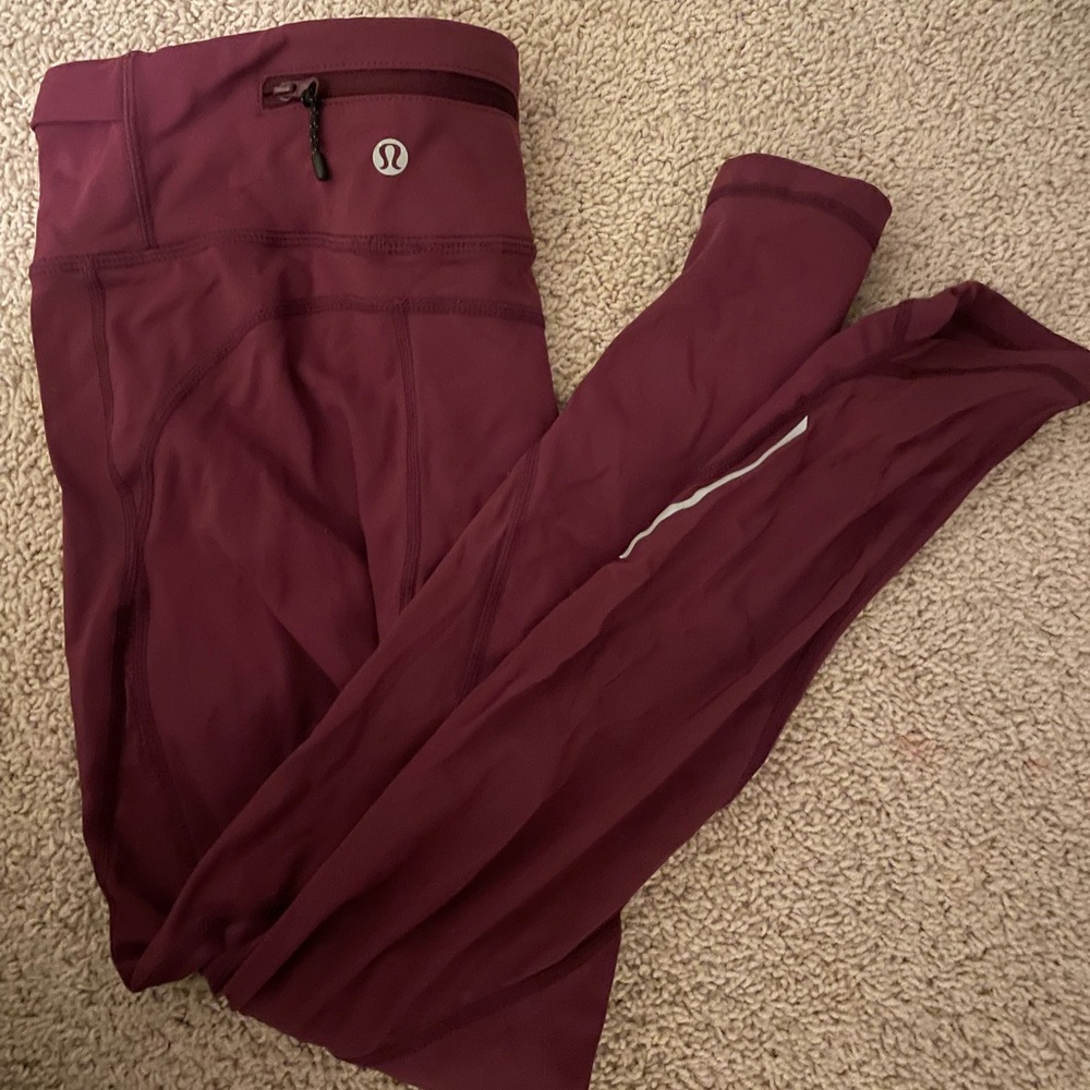 maroon lululemon leggings size 4